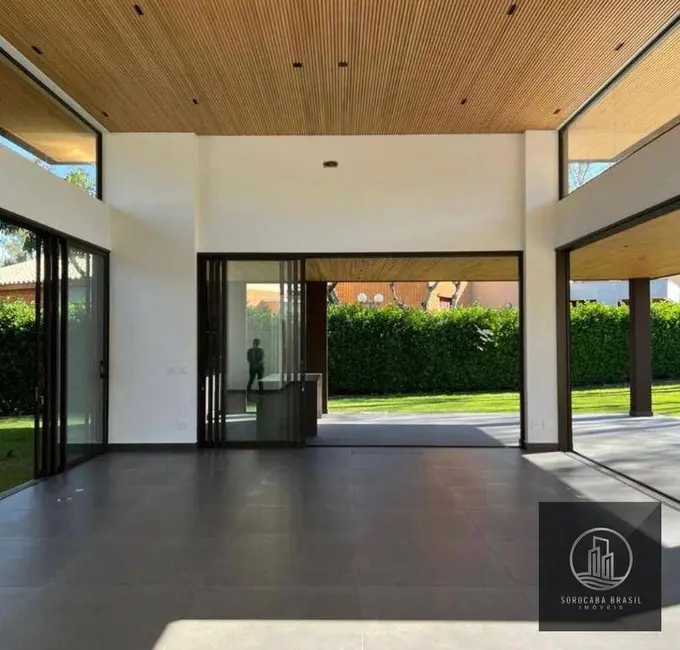 Foto 1 de Casa de Condomínio com 4 quartos à venda, 1036m2 em Aracoiaba Da Serra - SP