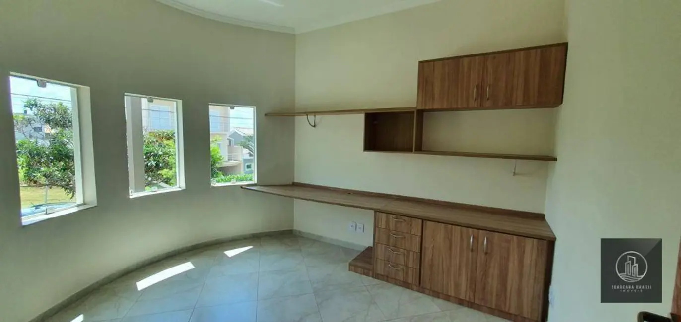 Casa de Condomínio com 3 quartos à venda, 250m2 em Sorocaba - SP - imagem 3 Foto 3 de Casa de Condomínio com 3 quartos à venda, 250m2 em Sorocaba - SP
