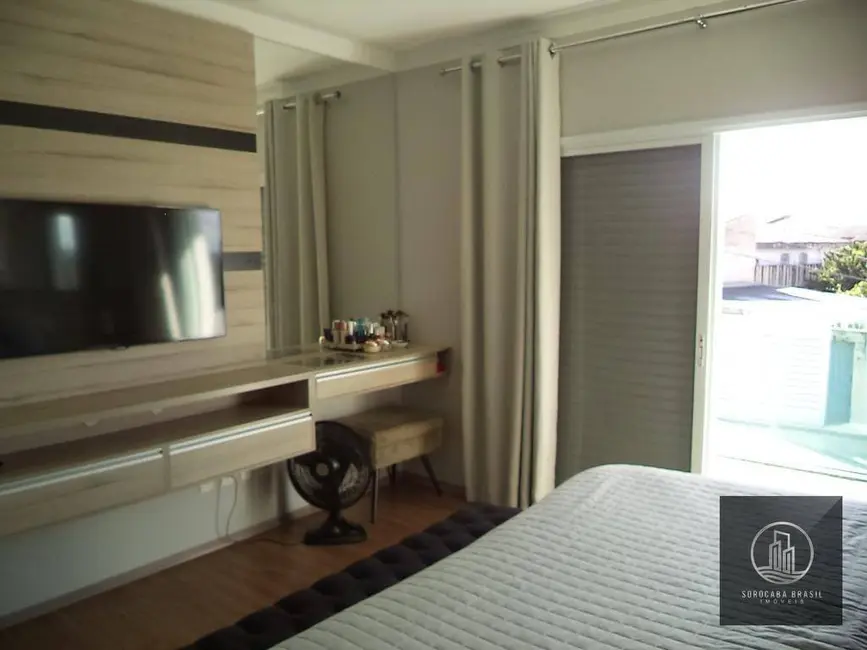 Foto 4 de Casa de Condomínio com 4 quartos à venda, 250m2 em Piedade - SP