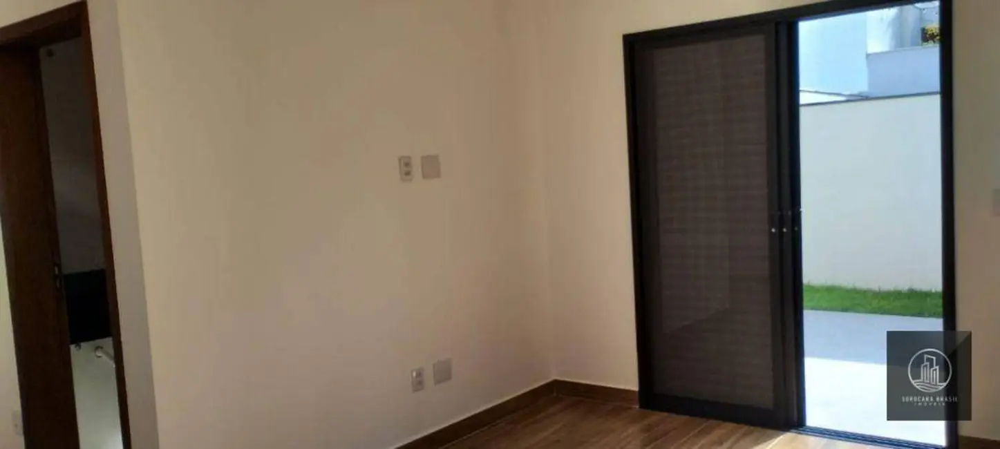 Casa de Condomínio com 3 quartos à venda, 250m2 em Sorocaba - SP - imagem 2 Foto 2 de Casa de Condomínio com 3 quartos à venda, 250m2 em Sorocaba - SP