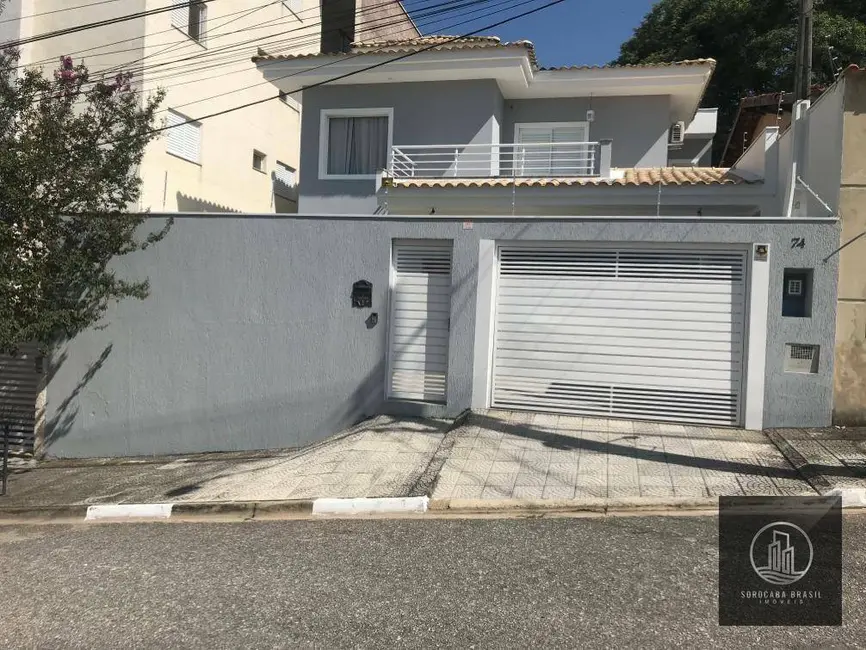 Foto 1 de Sobrado com 4 quartos à venda, 330m2 em Jardim Karolyne, Votorantim - SP