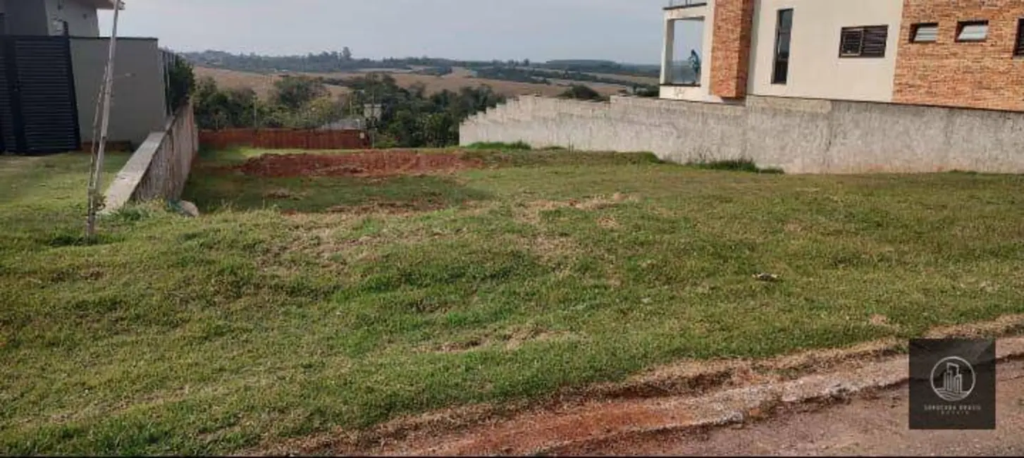 Foto 3 de Terreno / Lote à venda, 950m2 em Aracoiaba Da Serra - SP