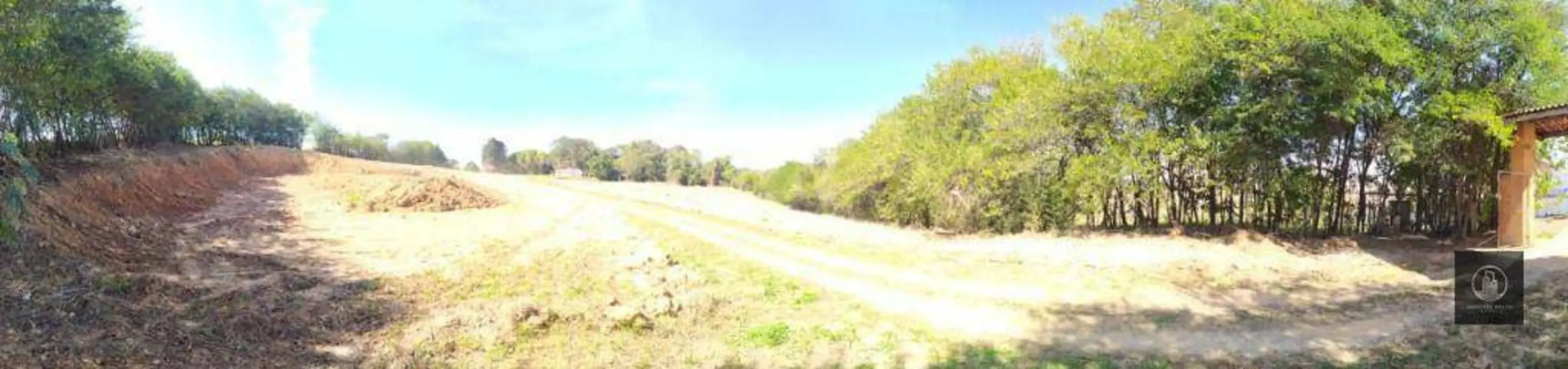 Sala Comercial à venda, 98000m2 em Zona Industrial, Sorocaba - SP - imagem 2 Foto 2 de Sala Comercial à venda, 98000m2 em Zona Industrial, Sorocaba - SP