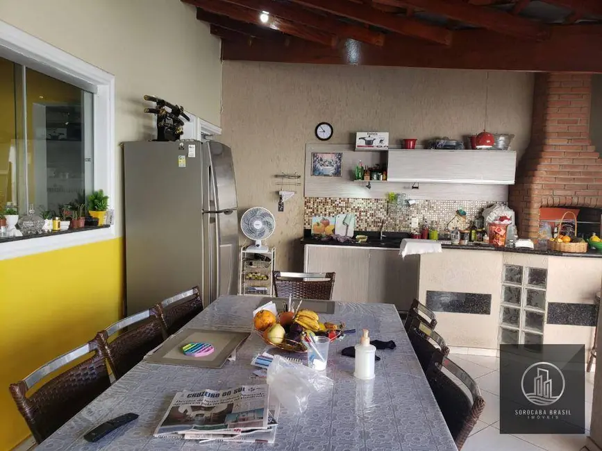 Foto 9 de Sobrado com 3 quartos à venda, 300m2 em Jardim Karolyne, Votorantim - SP