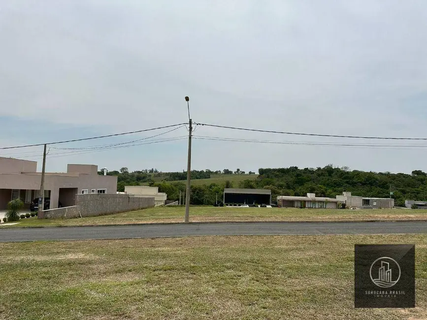 Foto 2 de Terreno / Lote à venda, 1000m2 em Aracoiaba Da Serra - SP