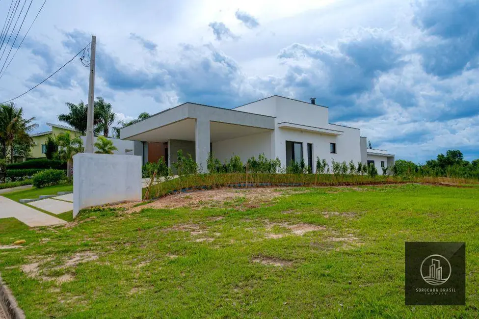 Foto 3 de Casa de Condomínio com 3 quartos à venda, 1000m2 em Aracoiaba Da Serra - SP