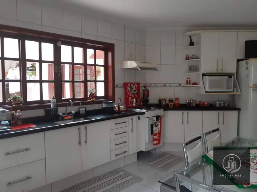 Foto 3 de Sobrado com 3 quartos à venda, 250m2 em Jardim São Paulo, Sorocaba - SP