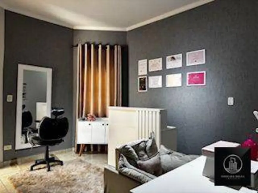 Foto 7 de Sobrado com 3 quartos à venda, 150m2 em Jardim Karolyne, Votorantim - SP