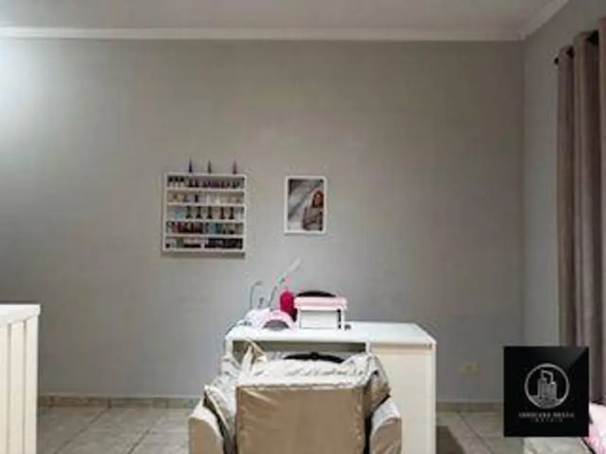 Foto 6 de Sobrado com 3 quartos à venda, 150m2 em Jardim Karolyne, Votorantim - SP