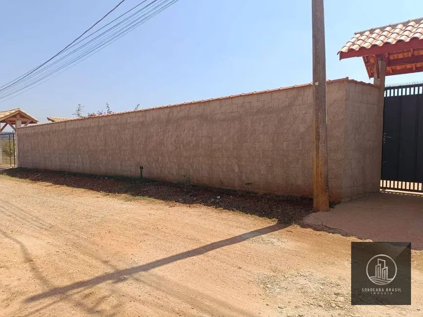 Chácara com 2 quartos à venda, 1186m2 em Aracoiaba Da Serra - SP - imagem 2 Foto 2 de Chácara com 2 quartos à venda, 1186m2 em Aracoiaba Da Serra - SP