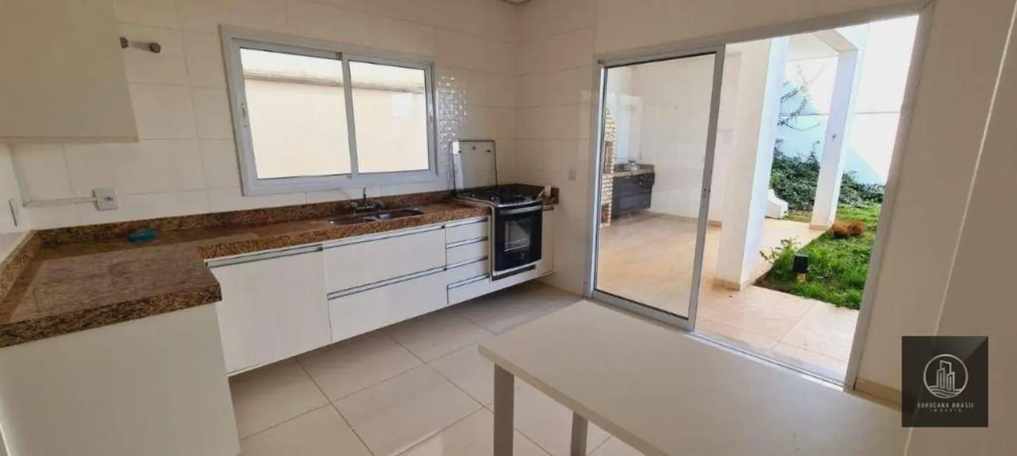Sobrado com 3 quartos à venda, 250m2 em Wanel Ville, Sorocaba - SP - imagem 3 Foto 3 de Sobrado com 3 quartos à venda, 250m2 em Wanel Ville, Sorocaba - SP