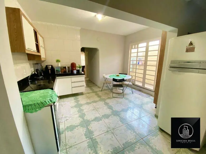 Sobrado com 4 quartos para alugar, 170m2 em Conjunto Habitacional Júlio de Mesquita Filho, Sorocaba - SP - imagem 6 Foto 6 de Sobrado com 4 quartos para alugar, 170m2 em Conjunto Habitacional Júlio de Mesquita Filho, Sorocaba - SP