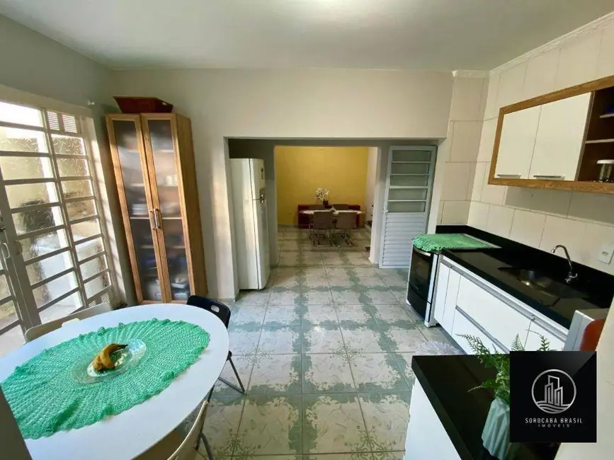 Sobrado com 4 quartos para alugar, 170m2 em Conjunto Habitacional Júlio de Mesquita Filho, Sorocaba - SP - imagem 7 Foto 7 de Sobrado com 4 quartos para alugar, 170m2 em Conjunto Habitacional Júlio de Mesquita Filho, Sorocaba - SP