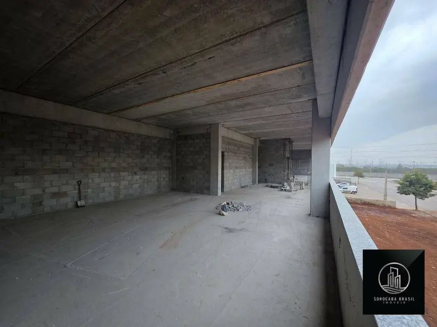 Armazém / Galpão à venda e para alugar, 2600m2 em Iporanga, Sorocaba - SP - imagem 4 Foto 4 de Armazém / Galpão à venda e para alugar, 2600m2 em Iporanga, Sorocaba - SP