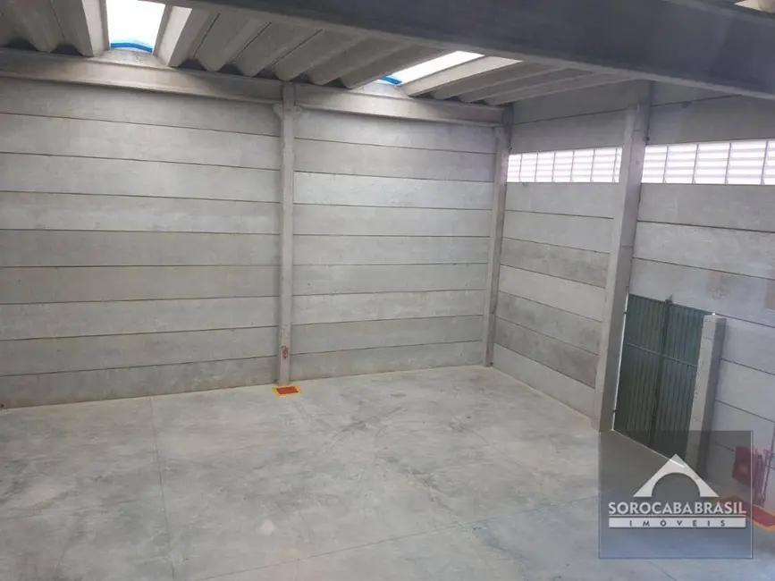 Armazém / Galpão à venda e para alugar, 1000m2 em Jardim Leocádia, Sorocaba - SP - imagem 3 Foto 3 de Armazém / Galpão à venda e para alugar, 1000m2 em Jardim Leocádia, Sorocaba - SP