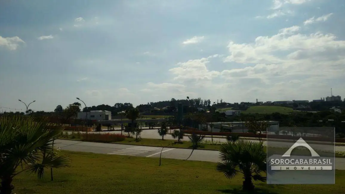 Foto 1 de Terreno / Lote à venda, 735m2 em Votorantim - SP