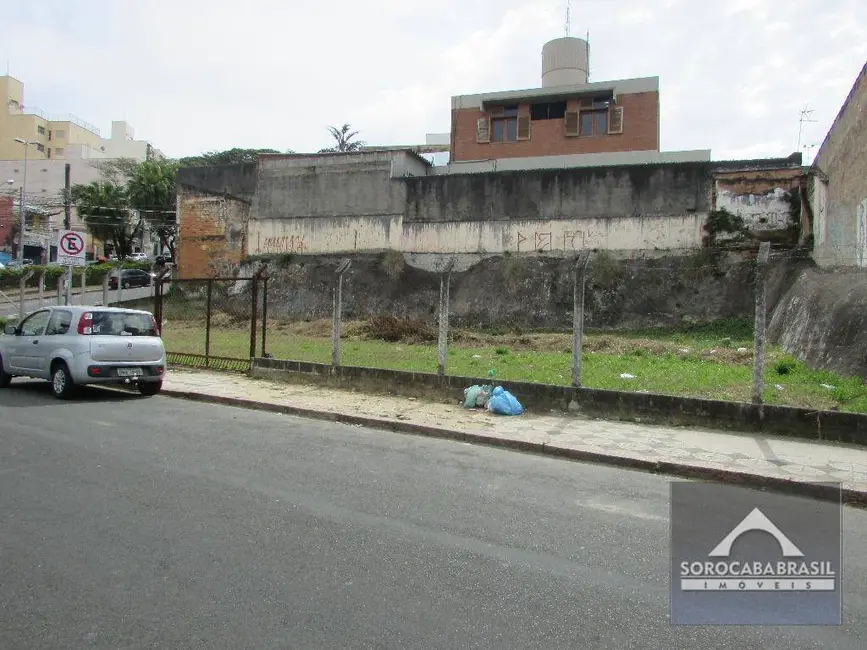 Foto 1 de Terreno / Lote à venda, 550m2 em Centro, Sorocaba - SP