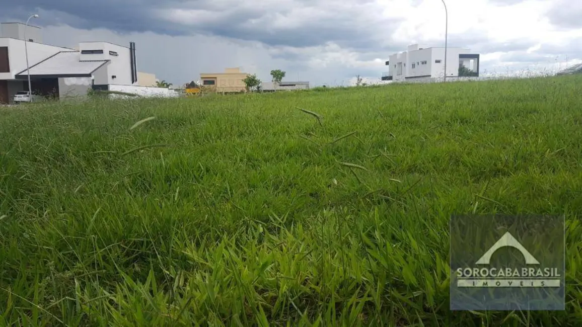 Foto 1 de Terreno / Lote à venda, 450m2 em Votorantim - SP