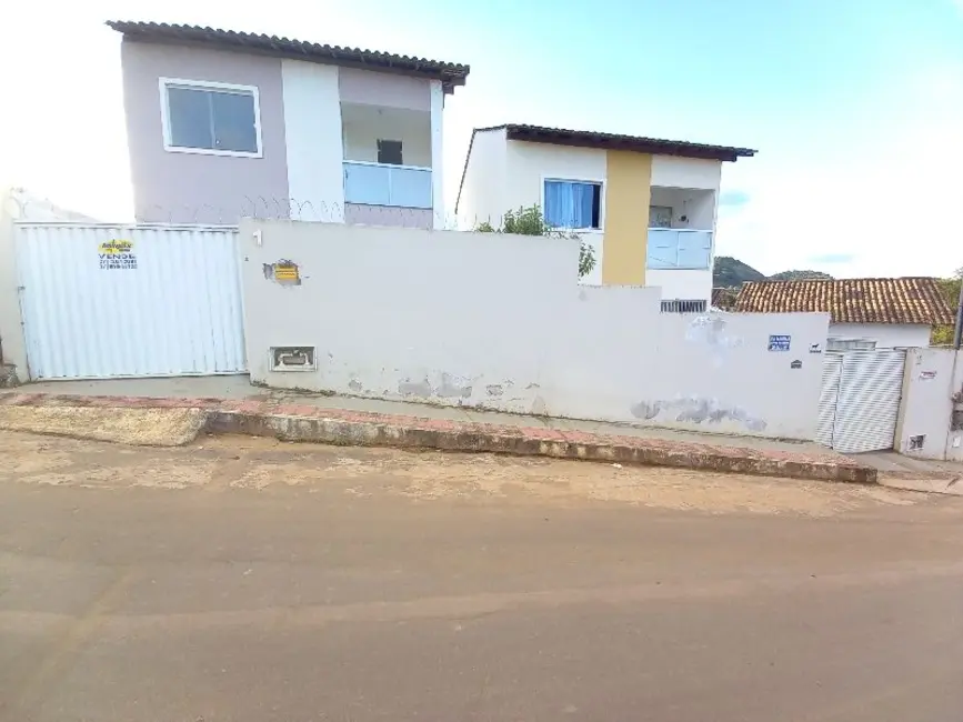 Foto 3 de Casa com 2 quartos à venda, 90m2 em Guarapari - ES