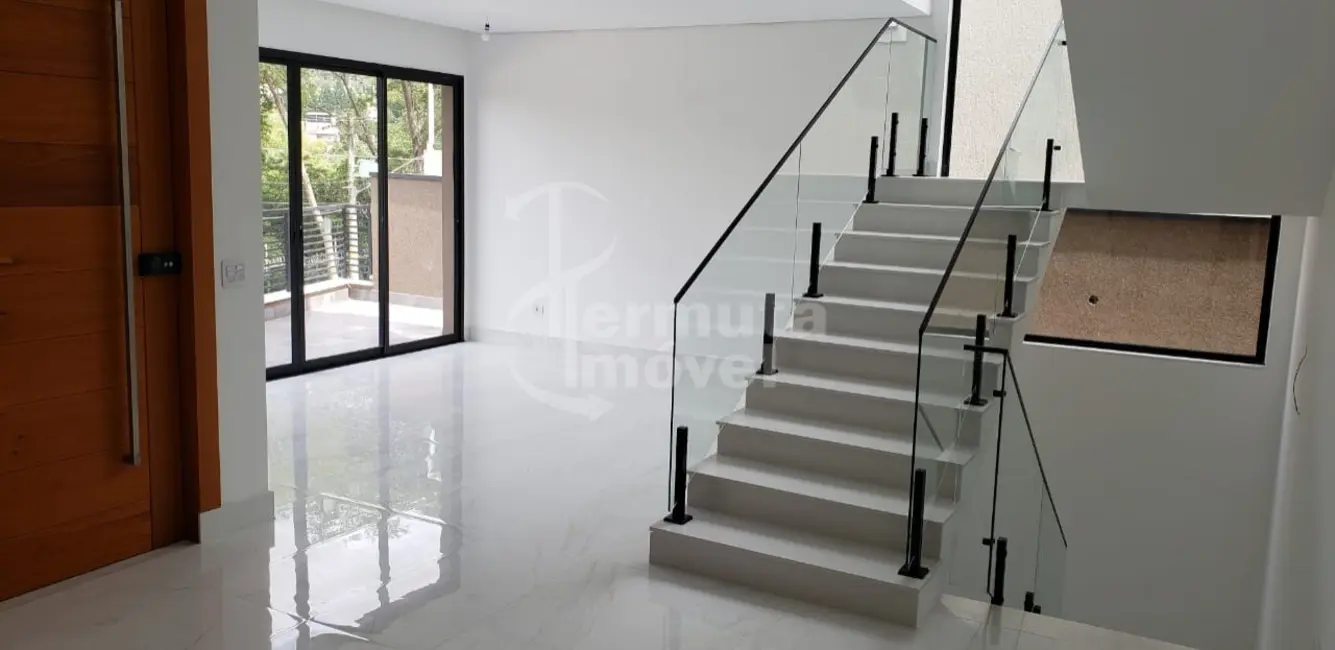 Foto 4 de Casa de Condomínio com 3 quartos à venda, 279m2 em Suru, Santana De Parnaiba - SP