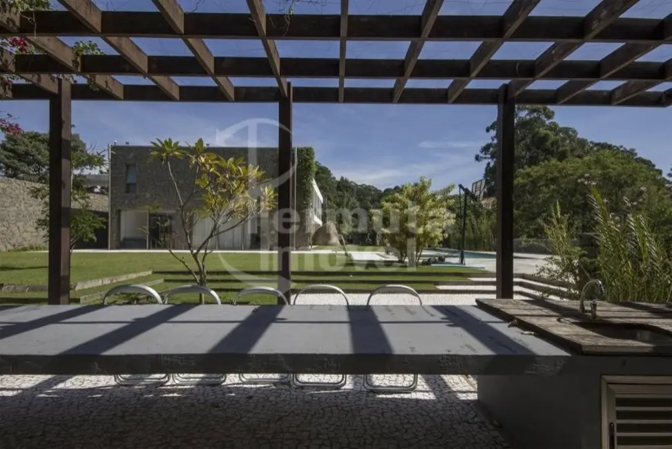 Casa de Condomínio com 5 quartos à venda, 1200m2 em Tamboré, Barueri - SP - imagem 9 Foto 9 de Casa de Condomínio com 5 quartos à venda, 1200m2 em Tamboré, Barueri - SP