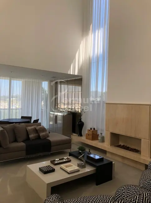 Casa de Condomínio com 4 quartos à venda, 600m2 em Tamboré, Santana De Parnaiba - SP - imagem 7 Foto 7 de Casa de Condomínio com 4 quartos à venda, 600m2 em Tamboré, Santana De Parnaiba - SP