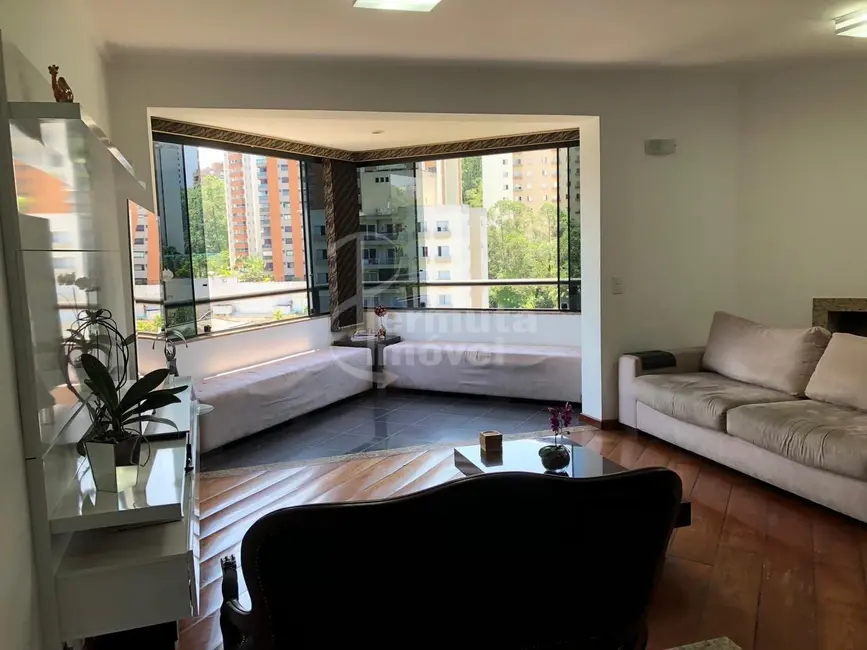 Apartamento com 5 quartos à venda, 350m2 em São Paulo - SP - imagem 2 Foto 2 de Apartamento com 5 quartos à venda, 350m2 em São Paulo - SP