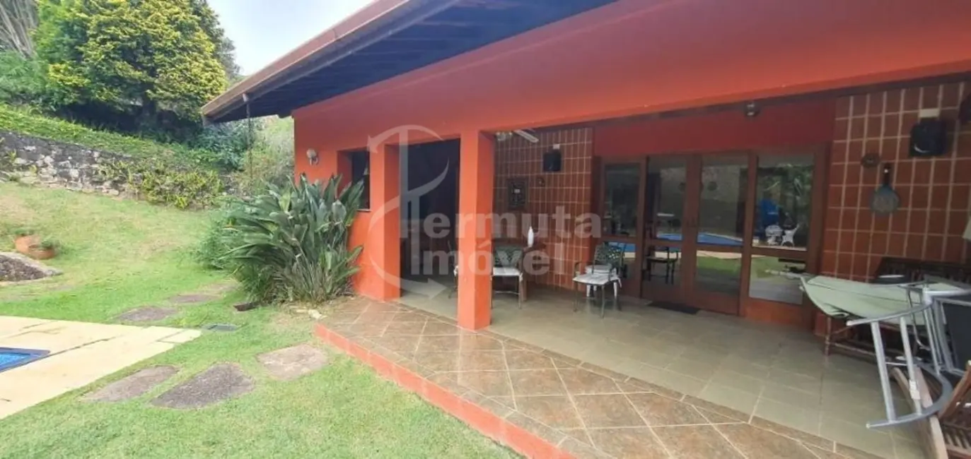 Foto 5 de Casa de Condomínio com 3 quartos à venda, 2115m2 em Ibiuna - SP