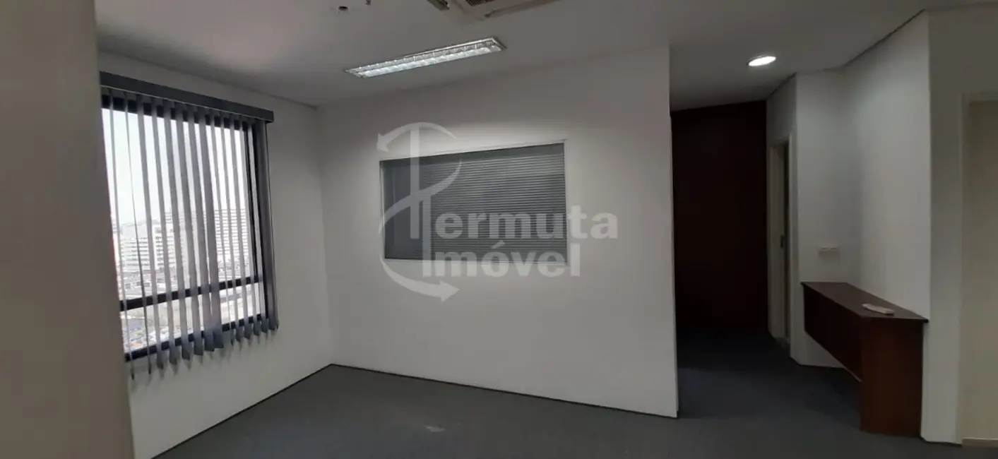 Foto 4 de Sala Comercial para alugar, 51m2 em Alphaville Industrial, Barueri - SP