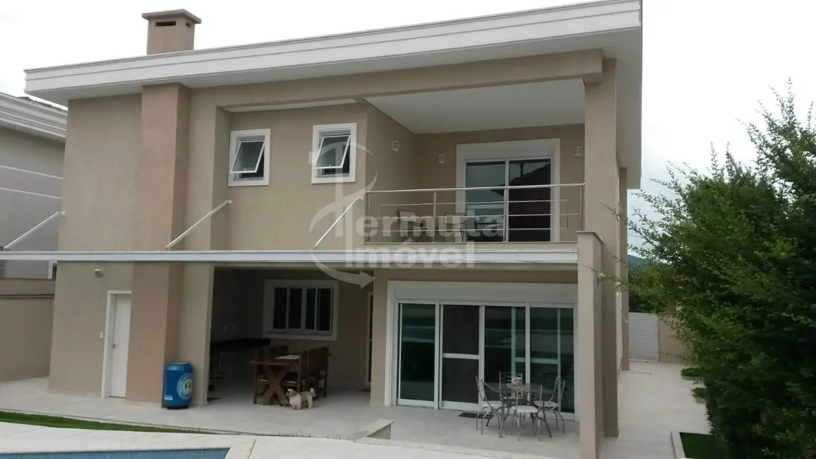 Casa de Condomínio com 5 quartos à venda, 400m2 em Tamboré, Santana De Parnaiba - SP - imagem 4 Foto 4 de Casa de Condomínio com 5 quartos à venda, 400m2 em Tamboré, Santana De Parnaiba - SP