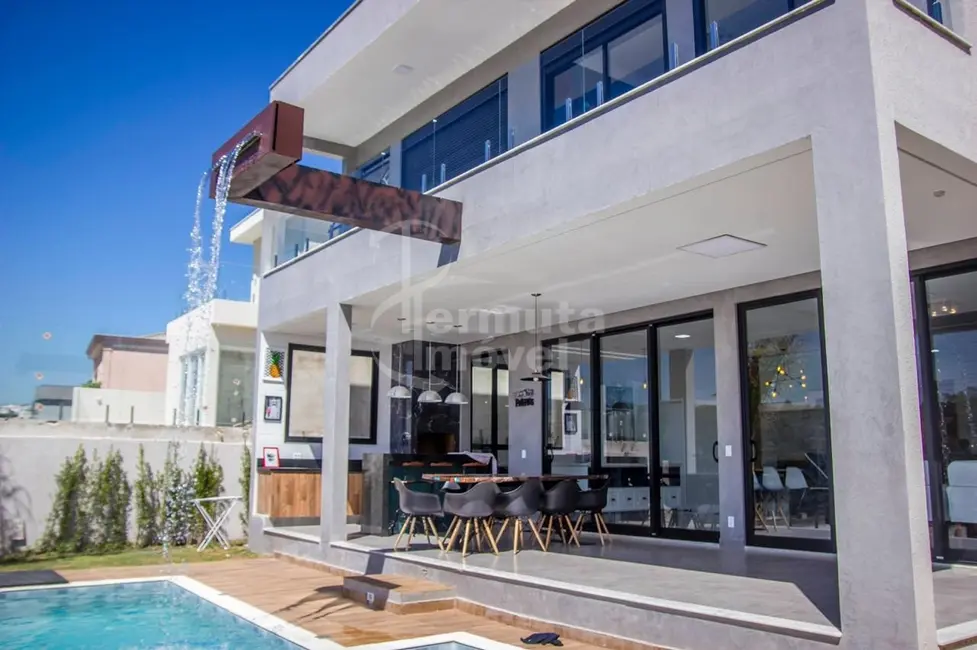 Foto 1 de Casa de Condomínio com 3 quartos à venda, 330m2 em Alphaville, Santana De Parnaiba - SP