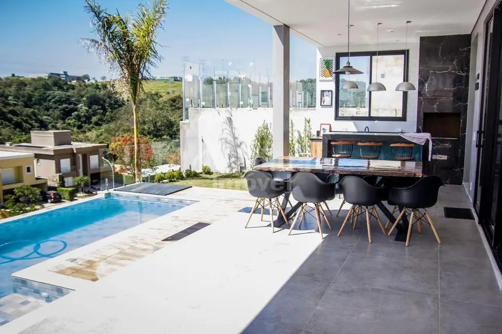 Foto 2 de Casa de Condomínio com 3 quartos à venda, 330m2 em Alphaville, Santana De Parnaiba - SP