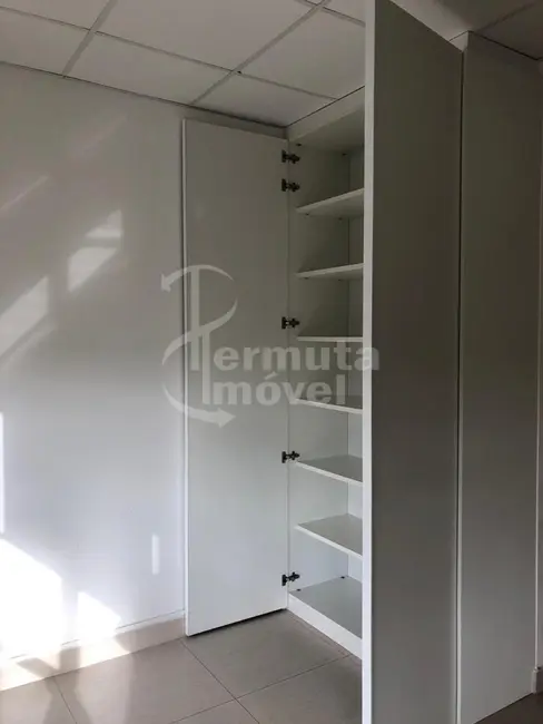 Foto 3 de Sala Comercial à venda, 48m2 em Sítio Tamboré Alphaville, Barueri - SP