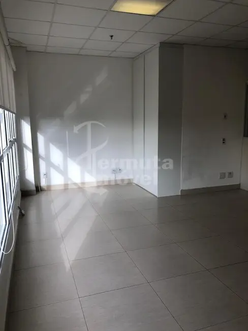 Foto 2 de Sala Comercial à venda, 48m2 em Sítio Tamboré Alphaville, Barueri - SP