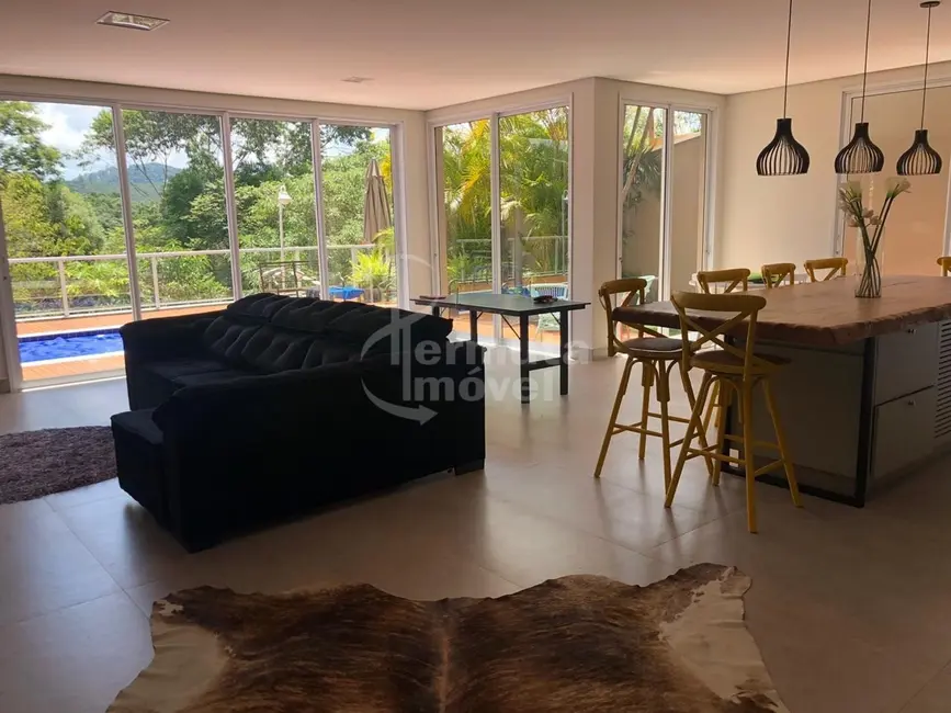 Foto 2 de Casa de Condomínio com 5 quartos à venda e para alugar, 68m2 em Tamboré, Santana De Parnaiba - SP