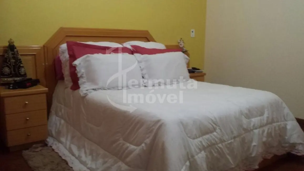 Casa com 5 quartos à venda, 350m2 em City Bussocaba, Osasco - SP - imagem 8 Foto 8 de Casa com 5 quartos à venda, 350m2 em City Bussocaba, Osasco - SP