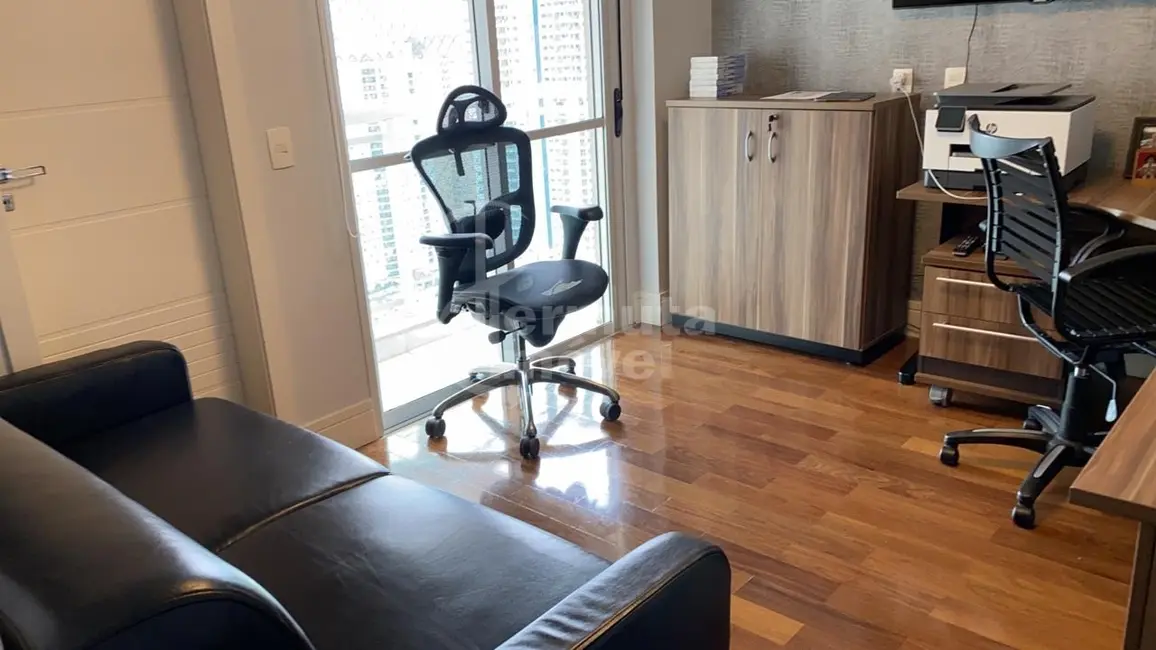 Foto 9 de Apartamento com 4 quartos à venda, 261m2 em Alphaville Empresarial, Barueri - SP