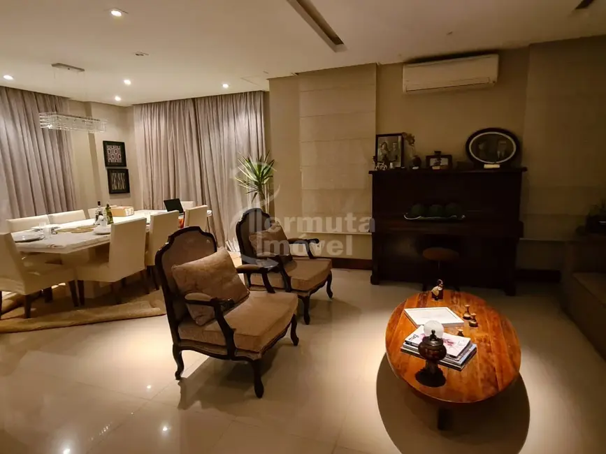 Foto 2 de Casa de Condomínio com 4 quartos à venda, 361m2 em Alphaville, Santana De Parnaiba - SP