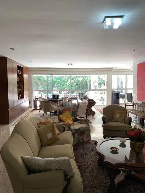 Casa de Condomínio com 4 quartos à venda e para alugar, 600m2 em Alphaville Residencial Um, Barueri - SP - imagem 7 Foto 7 de Casa de Condomínio com 4 quartos à venda e para alugar, 600m2 em Alphaville Residencial Um, Barueri - SP