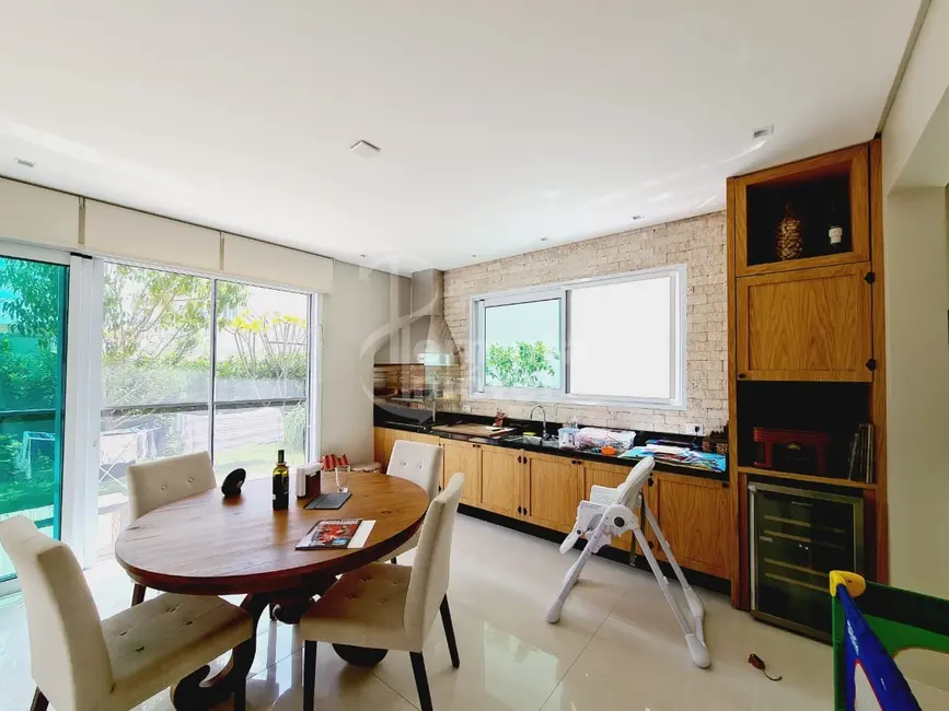 Foto 8 de Casa de Condomínio com 5 quartos à venda e para alugar, 404m2 em Tamboré, Santana De Parnaiba - SP