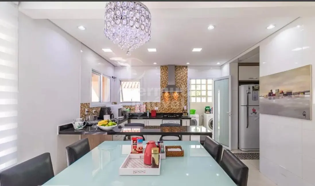 Foto 8 de Casa de Condomínio com 4 quartos à venda, 300m2 em Alphaville, Santana De Parnaiba - SP