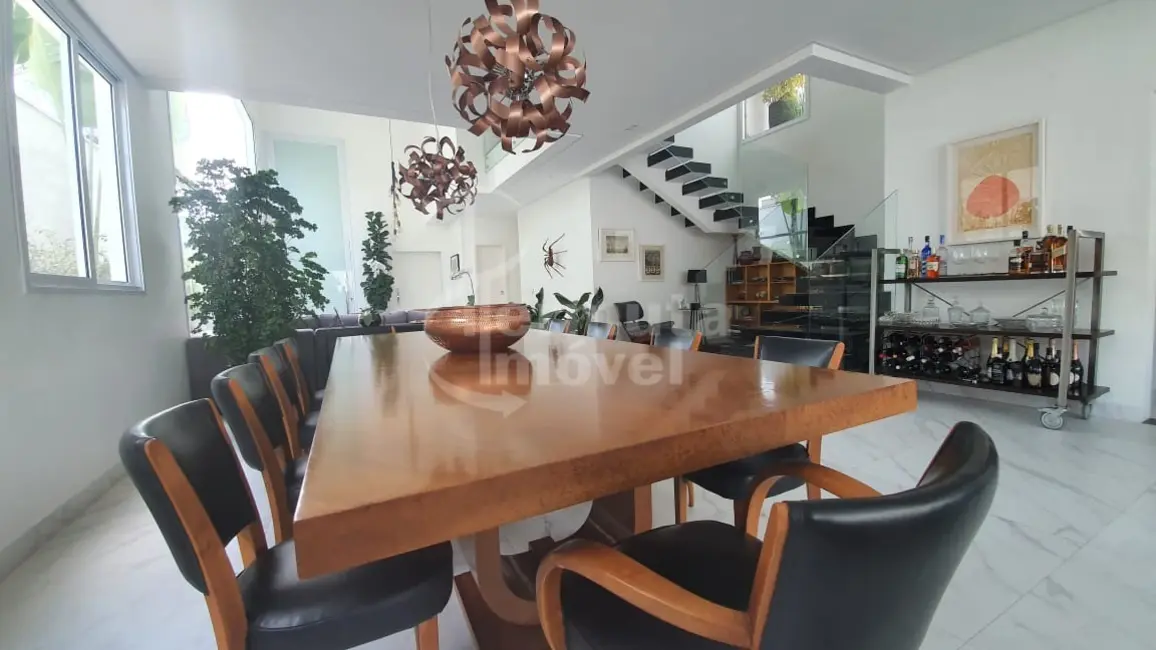 Foto 9 de Casa de Condomínio com 5 quartos à venda, 330m2 em Alphaville, Santana De Parnaiba - SP