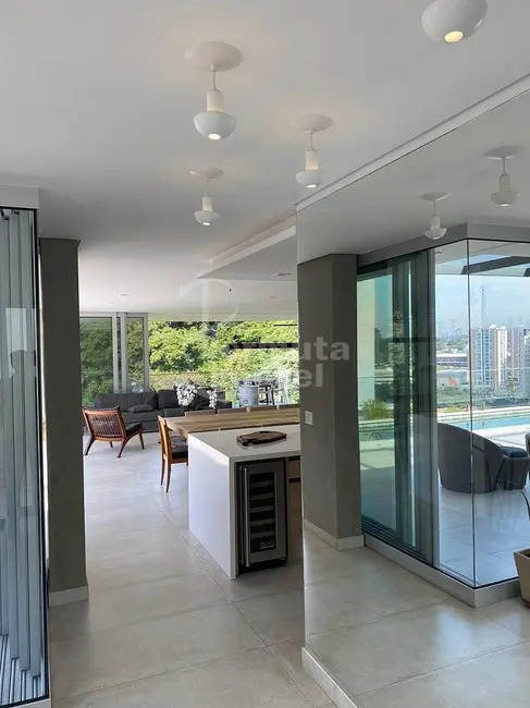 Casa de Condomínio com 3 quartos à venda e para alugar, 415m2 em Tamboré, Santana De Parnaiba - SP - imagem 6 Foto 6 de Casa de Condomínio com 3 quartos à venda e para alugar, 415m2 em Tamboré, Santana De Parnaiba - SP