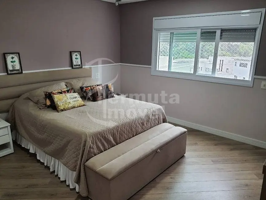 Foto 6 de Casa de Condomínio com 4 quartos à venda, 340m2 em Cidade Tamboré, Santana De Parnaiba - SP