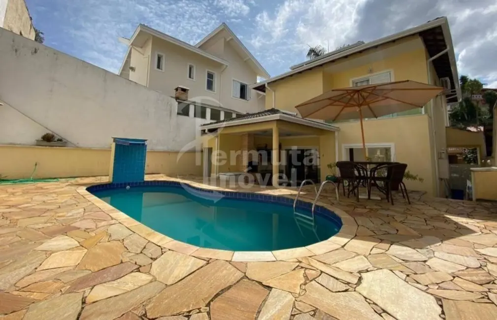 Foto 1 de Casa com 3 quartos à venda, 174m2 em Parque Nova Jandira, Jandira - SP