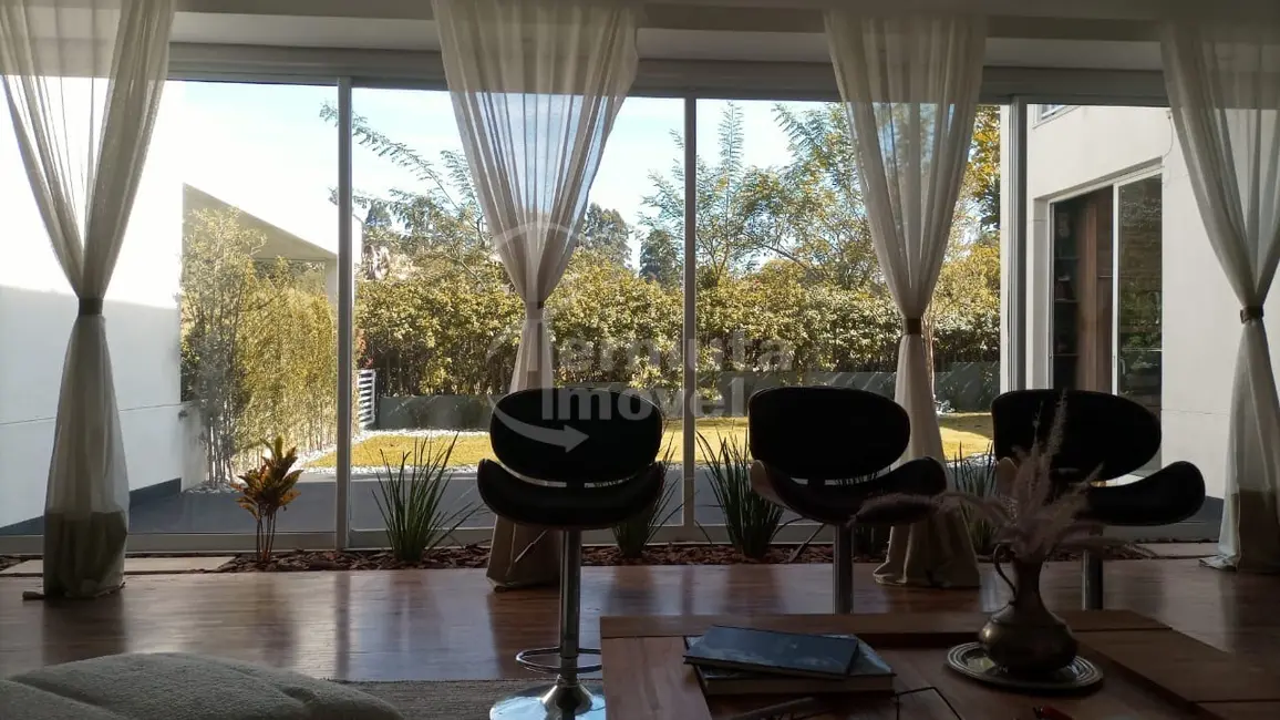 Foto 3 de Casa de Condomínio com 4 quartos à venda, 440m2 em Tamboré, Santana De Parnaiba - SP