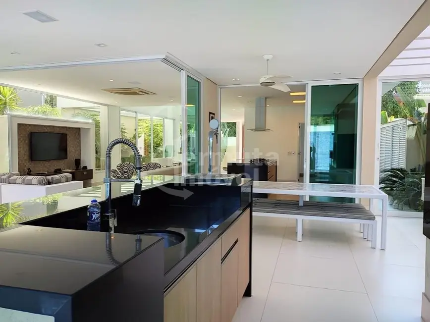 Foto 8 de Casa de Condomínio com 6 quartos à venda, 494m2 em Bertioga - SP