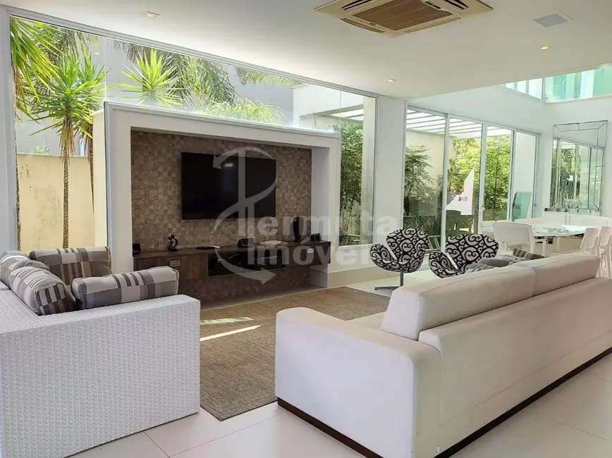 Foto 4 de Casa de Condomínio com 6 quartos à venda, 494m2 em Bertioga - SP