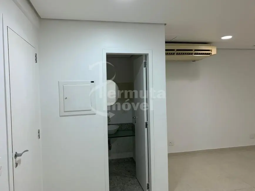 Foto 4 de Sala Comercial à venda e para alugar, 40m2 em Alphaville Industrial, Barueri - SP