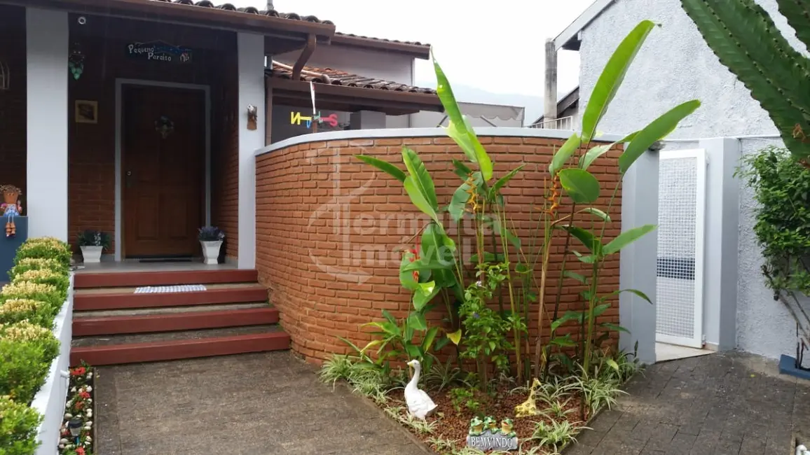 Foto 2 de Casa com 4 quartos à venda, 430m2 em Monte Alegre Do Sul - SP
